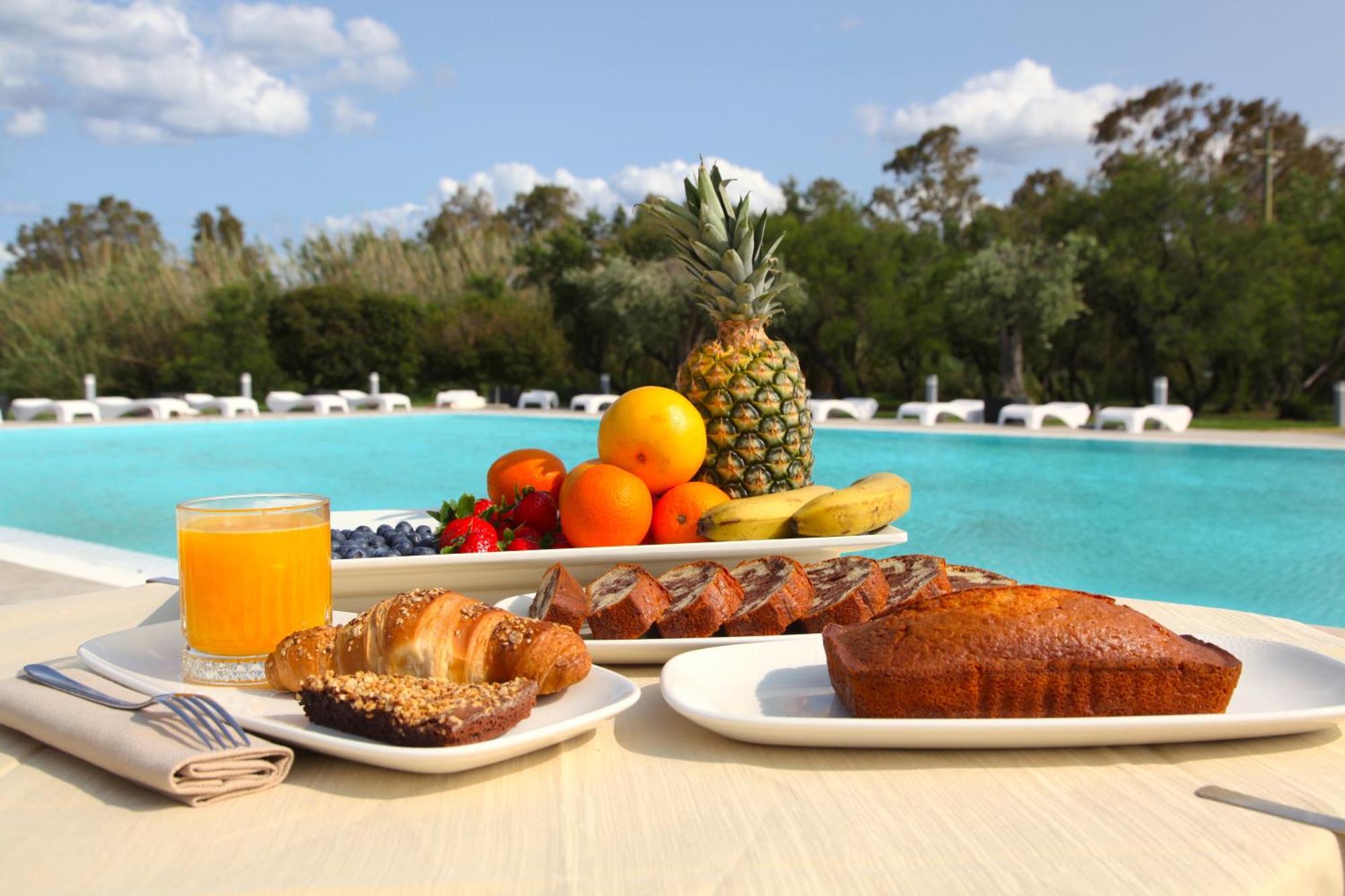 Resort Abbaia Ba บูโดนี ภายนอก รูปภาพ